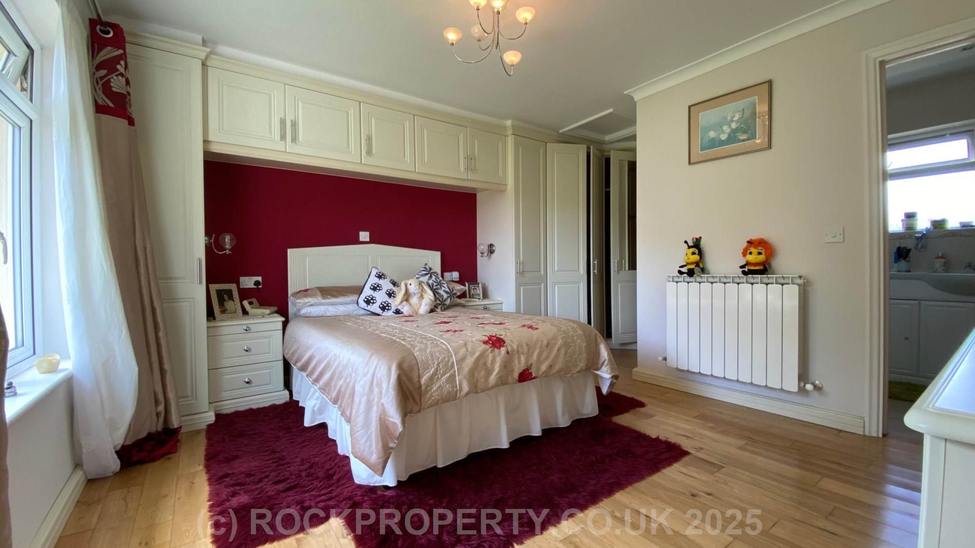 LARGE 3 BED 3 BATH BUNGALOW, La Rue Es Abbes, Rural St John, Image 24