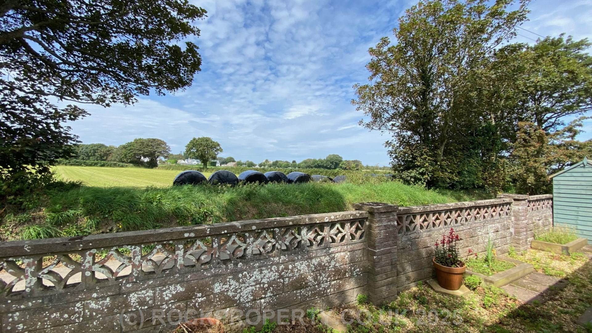 LARGE 3 BED 3 BATH BUNGALOW, La Rue Es Abbes, Rural St John, Image 31