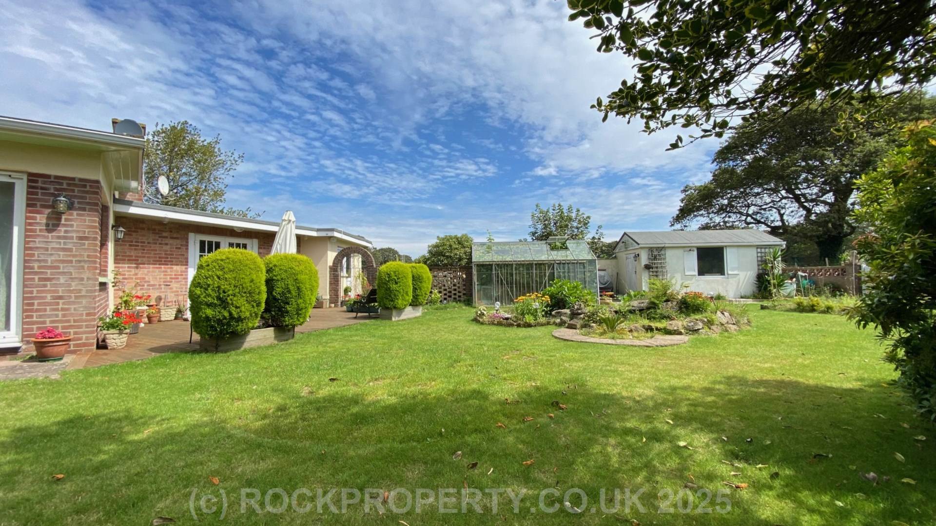 LARGE 3 BED 3 BATH BUNGALOW, La Rue Es Abbes, Rural St John, Image 4
