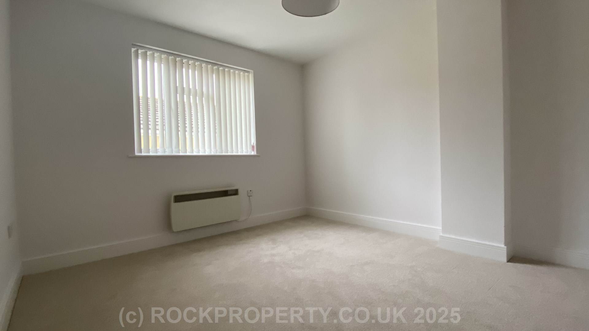 NEWLY REFURBISHED 3 BED 2 BATH, Quiet cul-de-sac, St Saviour, Image 15