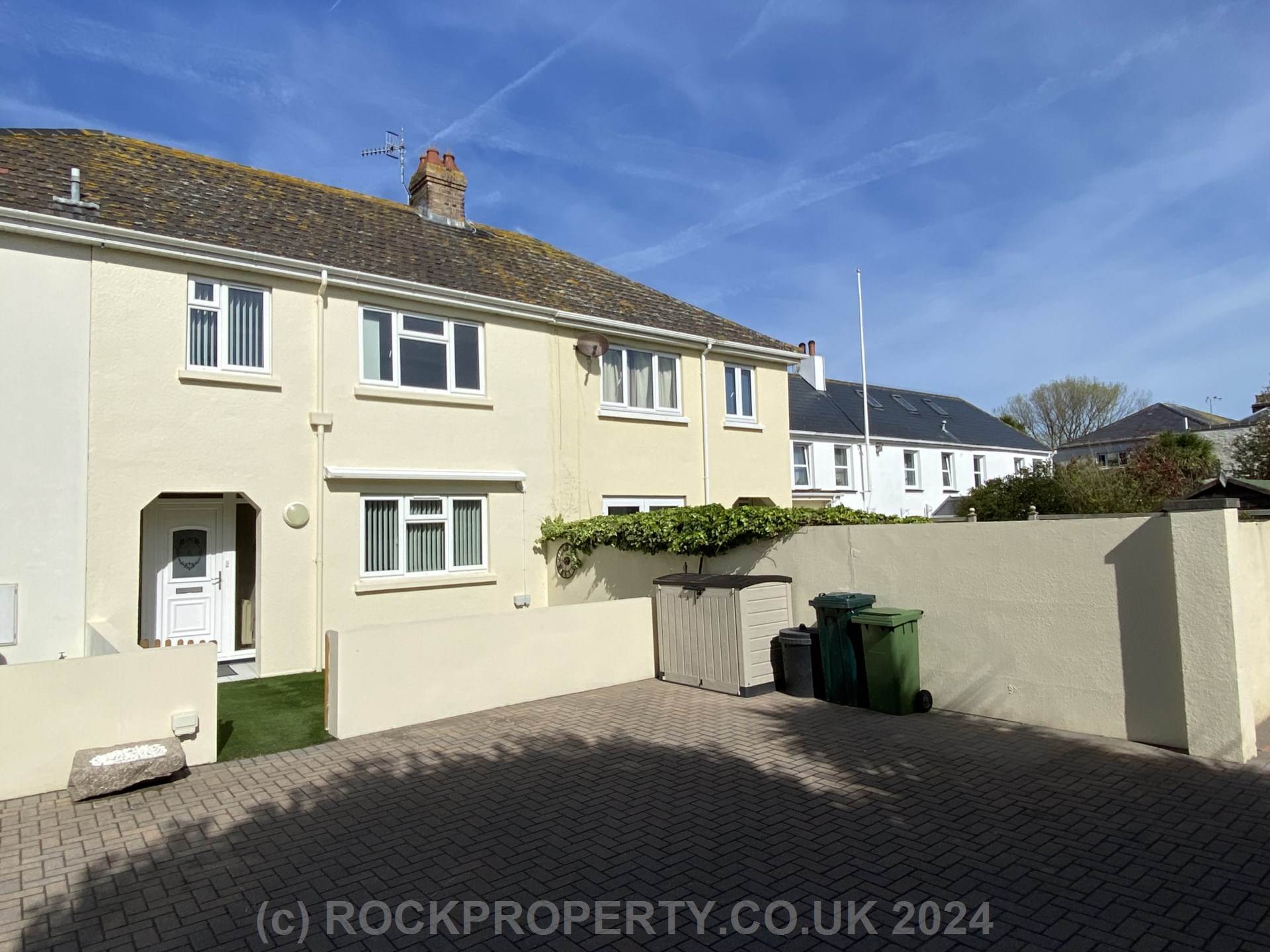 OFFERS INVITED - LOVELY 3 BED 2 BATH, Quiet cul-de-sac, St Saviour, Image 22