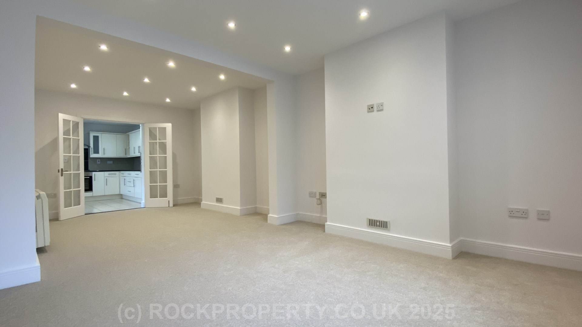SPACIOUS 3 BED 2 BATH, Quiet cul-de-sac, St Saviour, Image 7