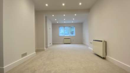 NEWLY REFURBISHED 3 BED 2 BATH, Quiet cul-de-sac, St Saviour, Image 10