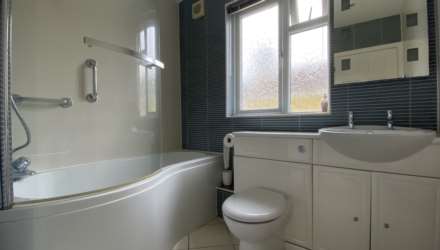 NEWLY REFURBISHED 3 BED 2 BATH, Quiet cul-de-sac, St Saviour, Image 19