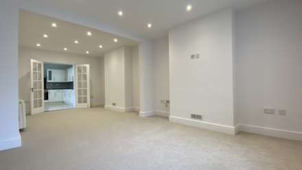 SPACIOUS 3 BED 2 BATH, Quiet cul-de-sac, St Saviour, Image 7