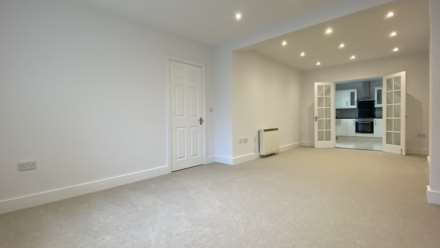 NEWLY REFURBISHED 3 BED 2 BATH, Quiet cul-de-sac, St Saviour, Image 9