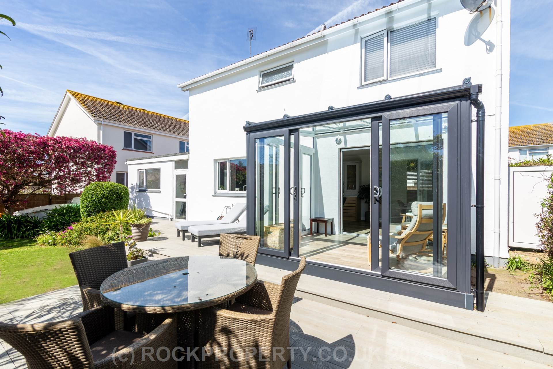 EXQUISITE DETACHED HOME, 4 Bed 2 Bath House, Nr Green Island Beach, St Clement, Image 16
