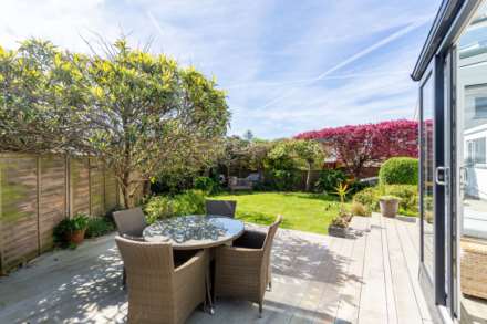 EXQUISITE DETACHED HOME, 4 Bed 2 Bath House, Nr Green Island Beach, St Clement, Image 15
