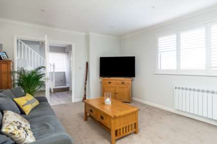 EXQUISITE DETACHED HOME, 4 Bed 2 Bath House, Nr Green Island Beach, St Clement, Image 19