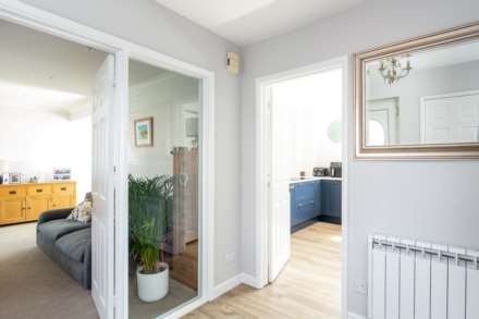 EXQUISITE DETACHED HOME, 4 Bed 2 Bath House, Nr Green Island Beach, St Clement, Image 5