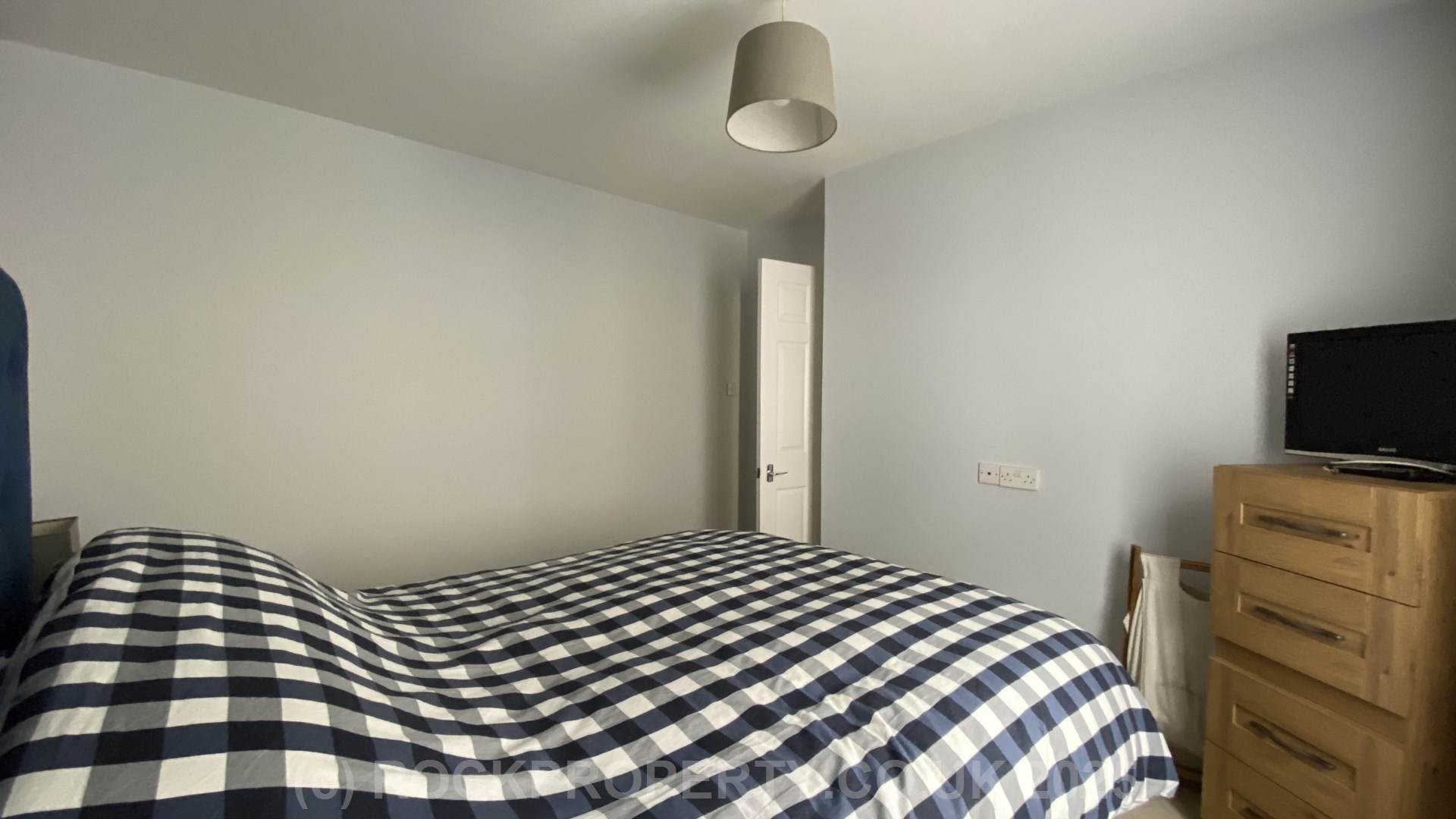 SPACIOUS 2 BED FLAT, Brighton Road, Image 10