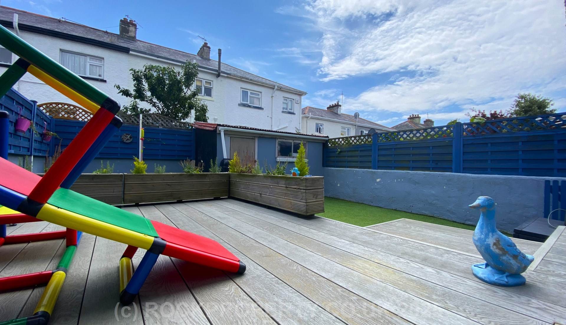 DECEPTIVELY SPACIOUS 3 BED, Bellozanne Road, First Tower, Image 4