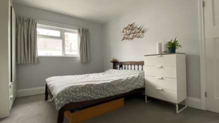 DECEPTIVELY SPACIOUS 3 BED, Bellozanne Road, First Tower, Image 19
