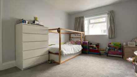 DECEPTIVELY SPACIOUS 3 BED, Bellozanne Road, First Tower, Image 21