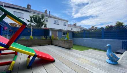 DECEPTIVELY SPACIOUS 3 BED, Bellozanne Road, First Tower, Image 4