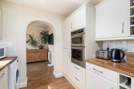 OFFERS INVITED - LARGE 3 BED HOME, La Grande Piece, St Peter, Image 9