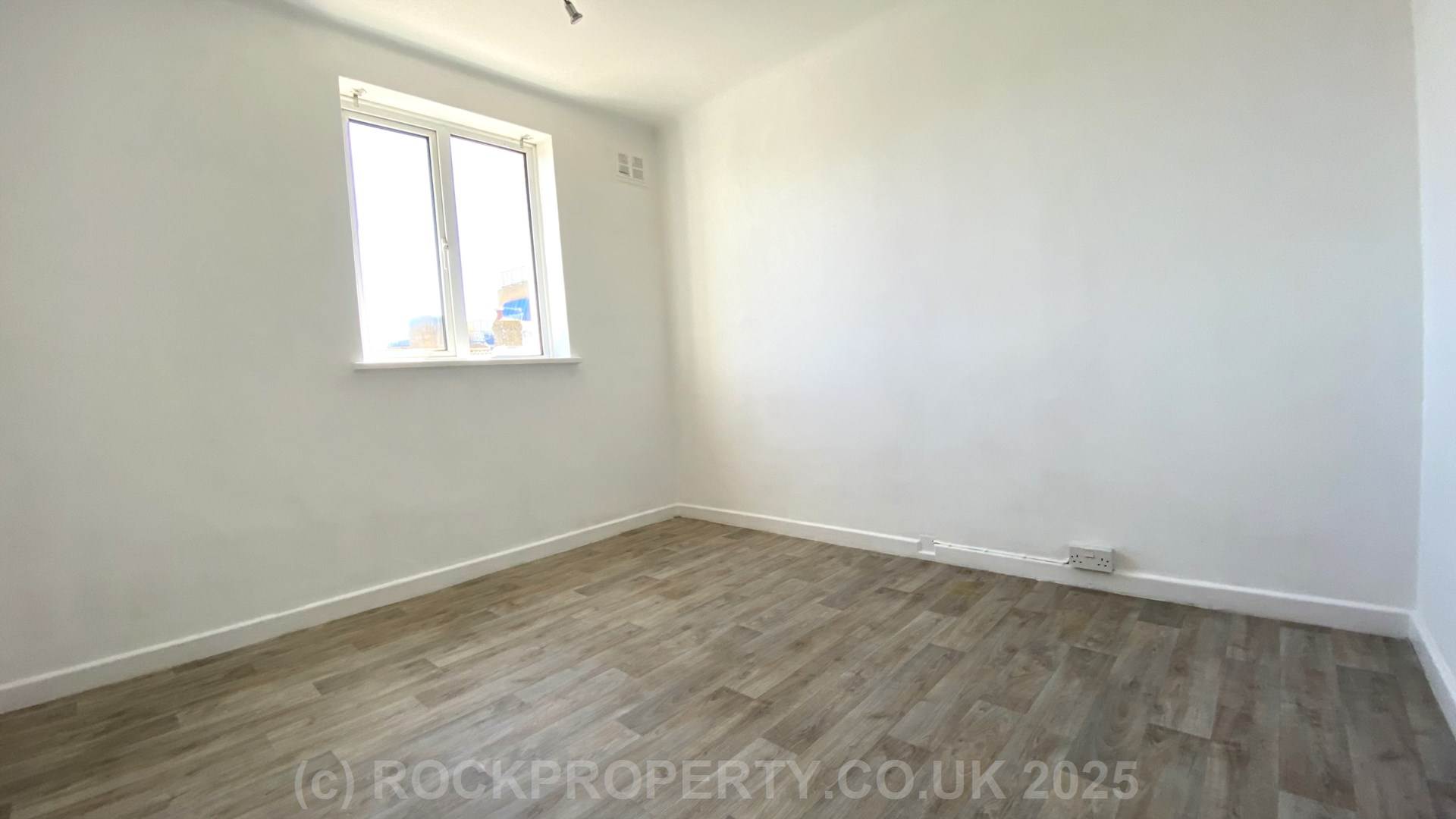 SPACIOUS 1 BED WITH BALCONY, Regent Road, St Helier, Image 9