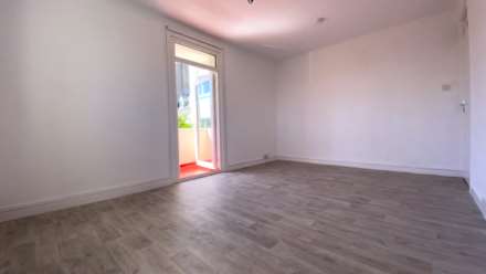 SPACIOUS 1 BED WITH BALCONY, Regent Road, St Helier, Image 3