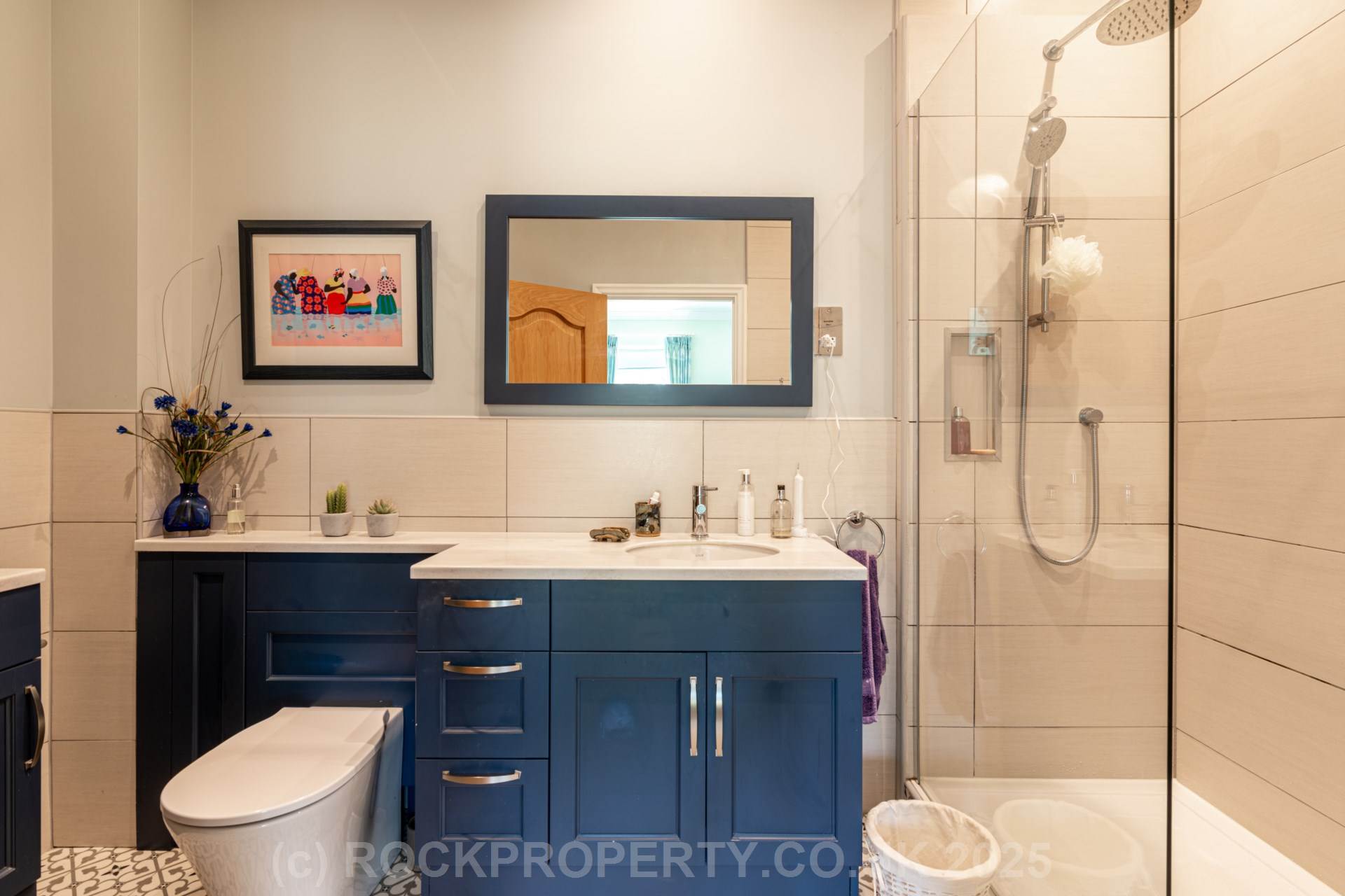LUXURY 2 BED 2 BATH GARDEN APARTMENT, La Route Des Cotes Du Nord, Nr Rozel, Image 14