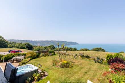 LUXURY 2 BED 2 BATH GARDEN APARTMENT, La Route Des Cotes Du Nord, Nr Rozel, Image 2