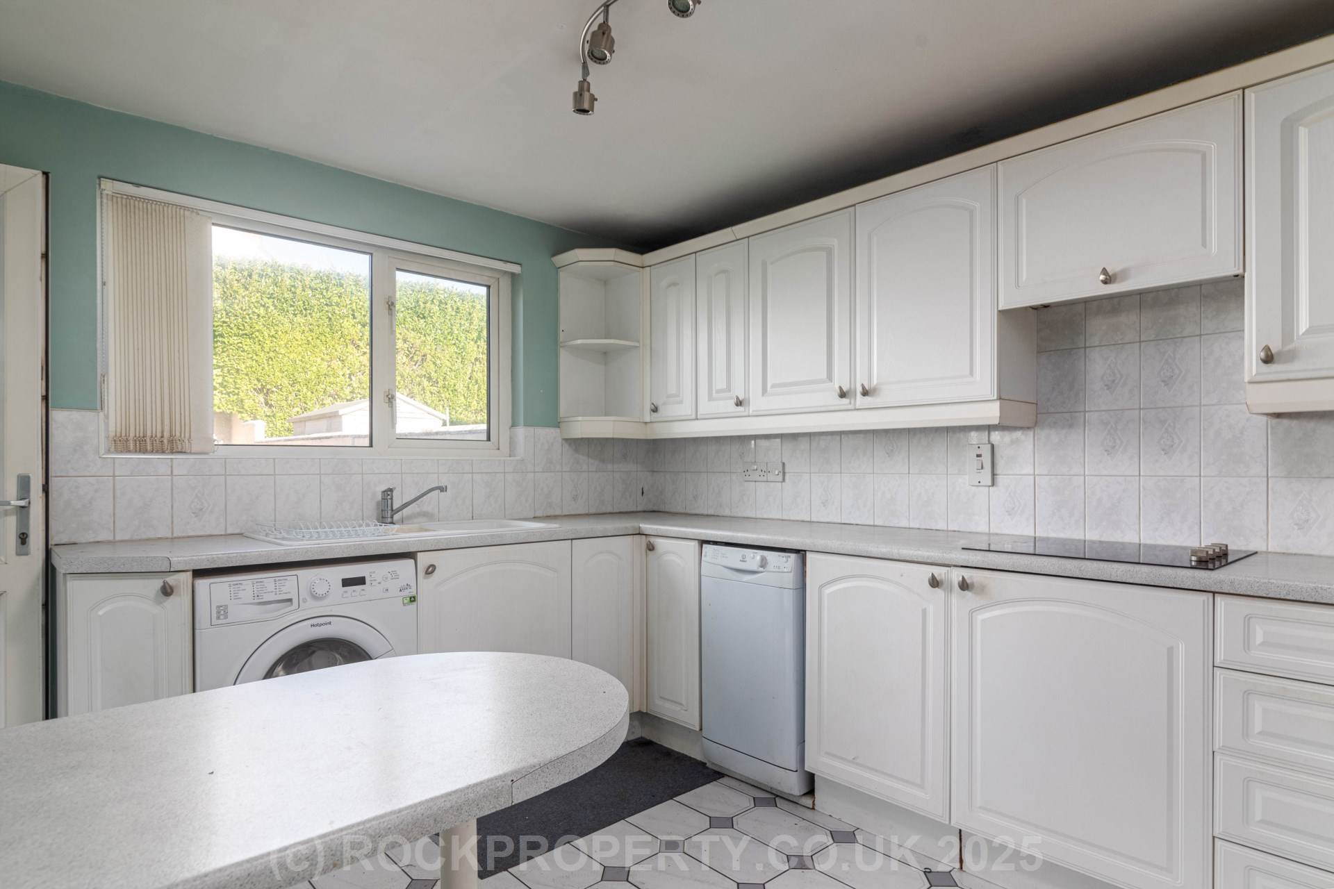 LARGE 3 BED FAMILY HOME, Clos Paumelle, St Saviour, Image 10