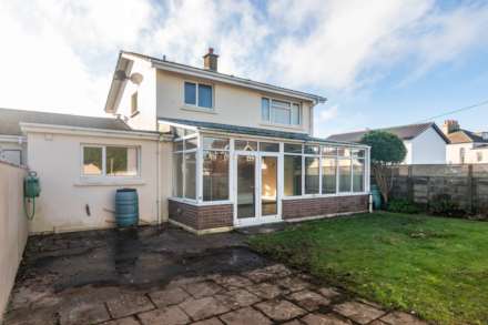 LARGE 3 BED FAMILY HOME, Clos Paumelle, St Saviour, Image 2