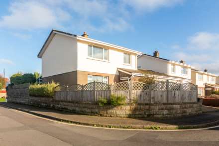 LARGE 3 BED FAMILY HOME, Clos Paumelle, St Saviour, Image 24