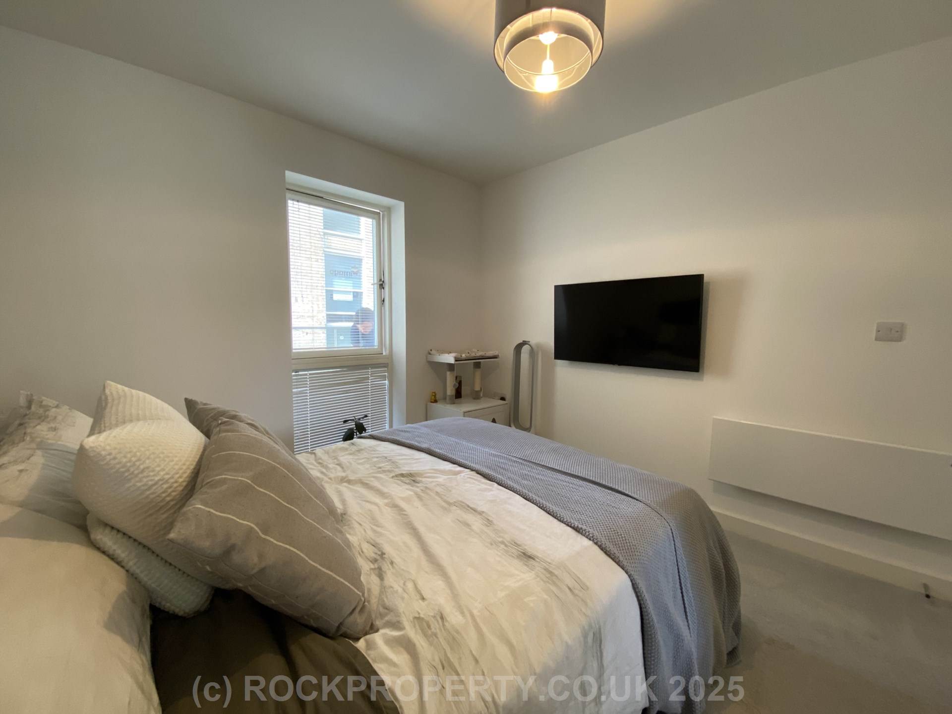 FABULOUS 1 BED WITH BALCONY, Hilary Street, St Helier, Image 16