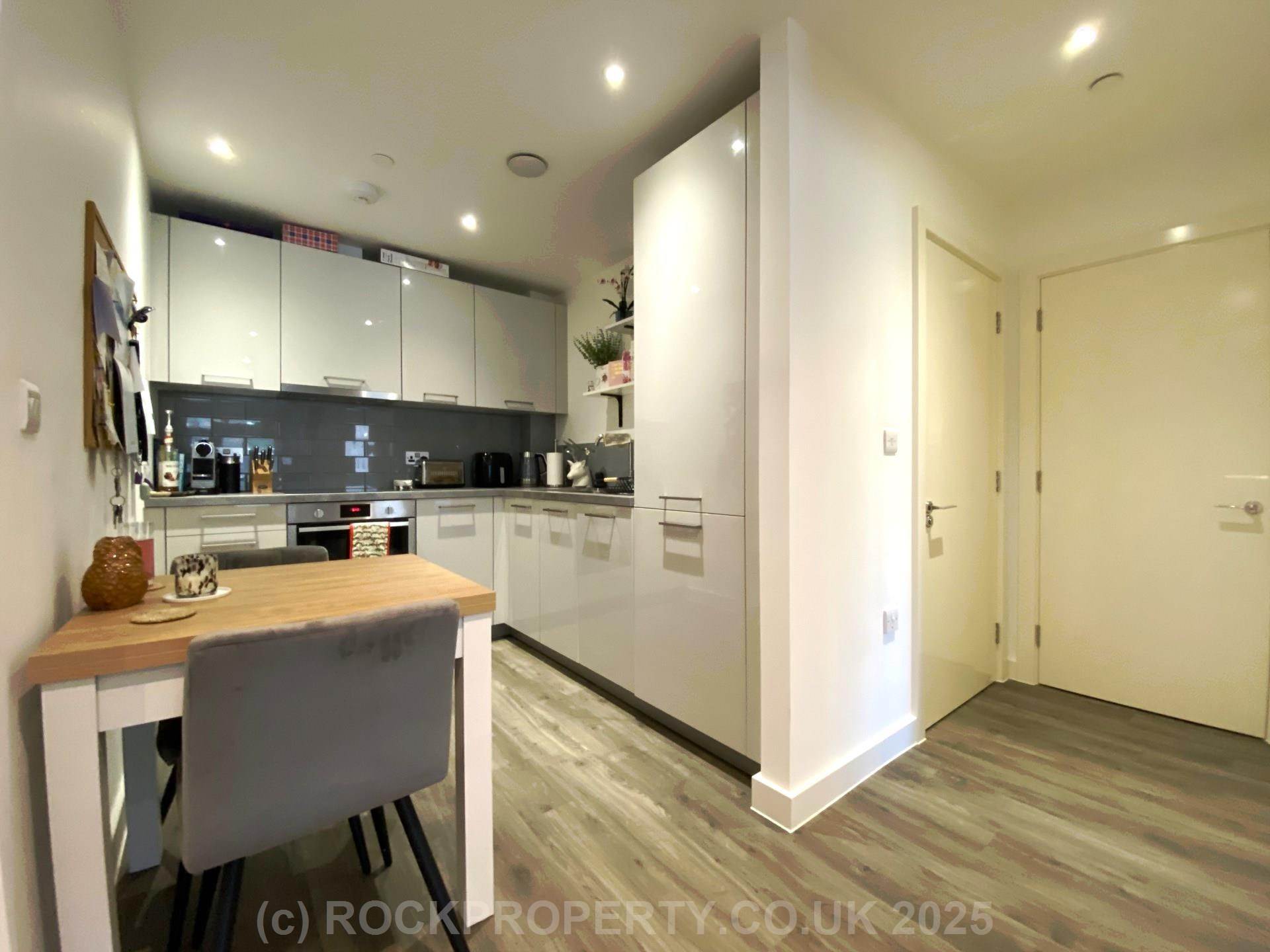 FABULOUS 1 BED WITH BALCONY, Hilary Street, St Helier, Image 8
