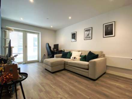 FABULOUS 1 BED WITH BALCONY, Hilary Street, St Helier, Image 3