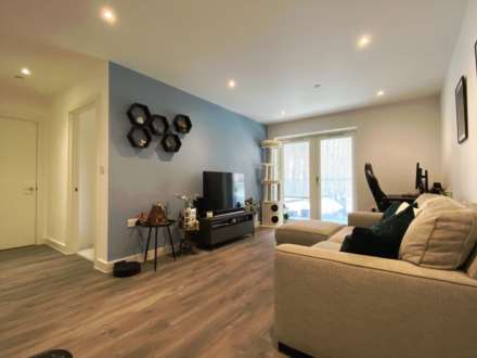 FABULOUS 1 BED WITH BALCONY, Hilary Street, St Helier, Image 5