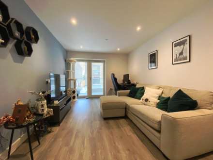 FABULOUS 1 BED WITH BALCONY, Hilary Street, St Helier, Image 6