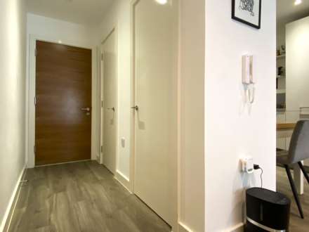FABULOUS 1 BED WITH BALCONY, Hilary Street, St Helier, Image 7