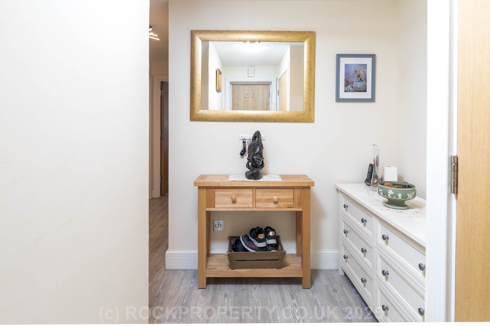 MODERN 1 BED WITH PARKING, La Route De St Aubin, St Lawrence, Image 10