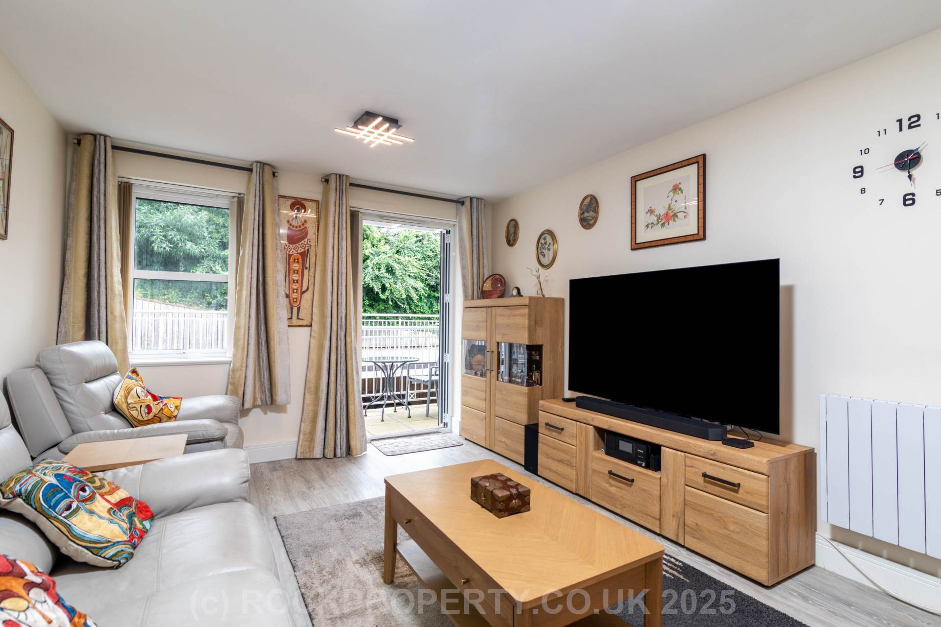 MODERN 1 BED WITH PARKING, La Route De St Aubin, St Lawrence, Image 2