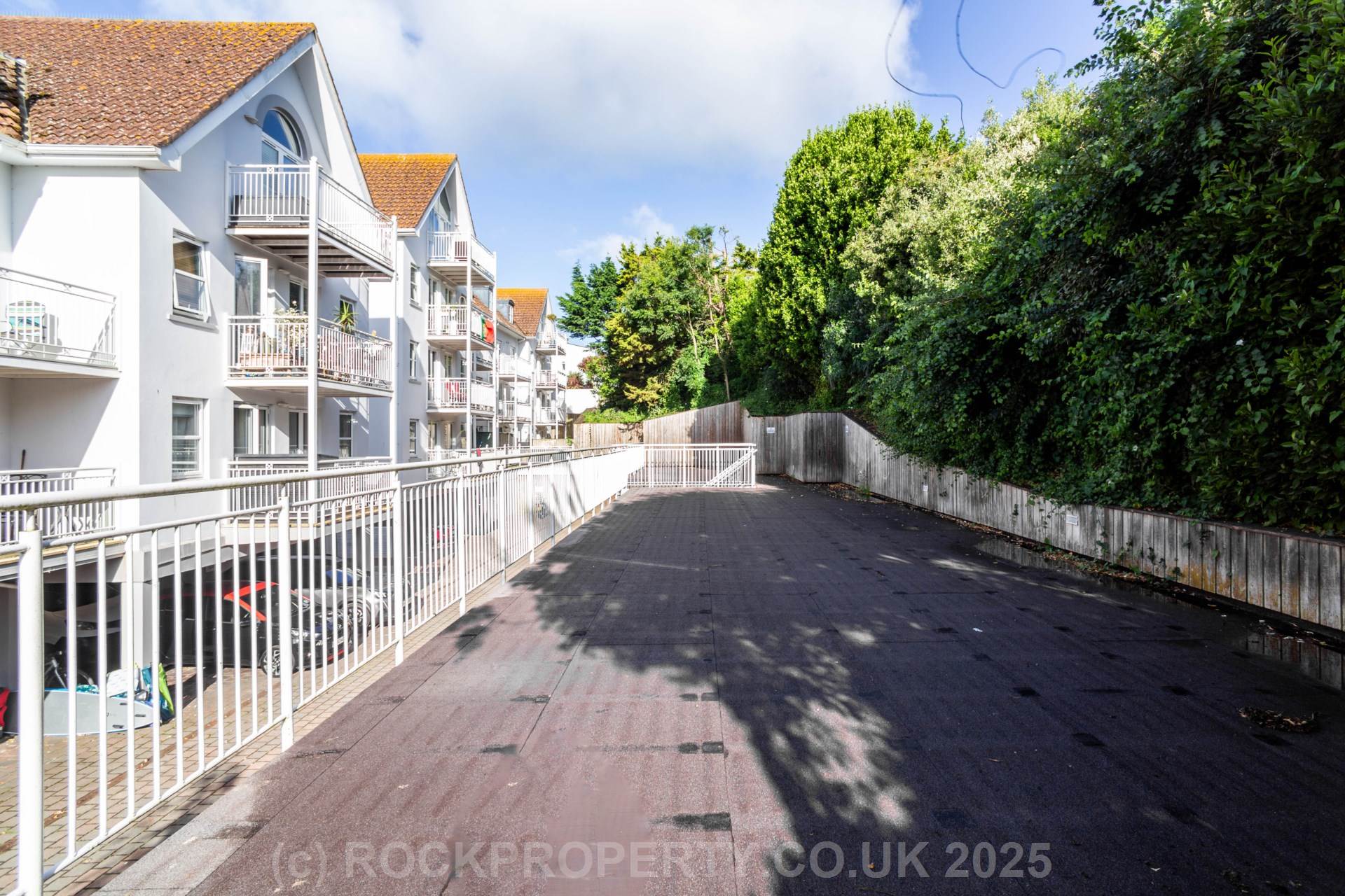MODERN 1 BED WITH PARKING, La Route De St Aubin, St Lawrence, Image 20