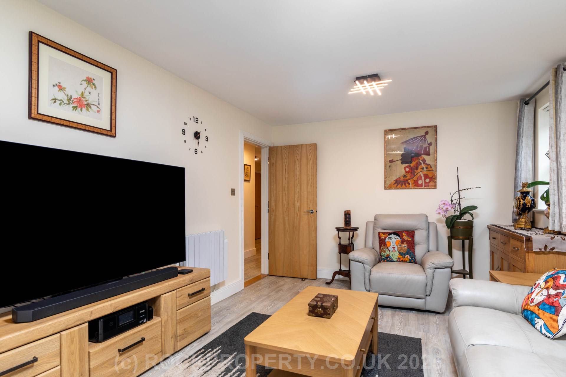 MODERN 1 BED WITH PARKING, La Route De St Aubin, St Lawrence, Image 4