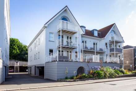 MODERN 1 BED WITH PARKING, La Route De St Aubin, St Lawrence, Image 1