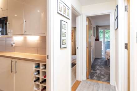 MODERN 1 BED WITH PARKING, La Route De St Aubin, St Lawrence, Image 11