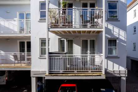MODERN 1 BED WITH PARKING, La Route De St Aubin, St Lawrence, Image 6
