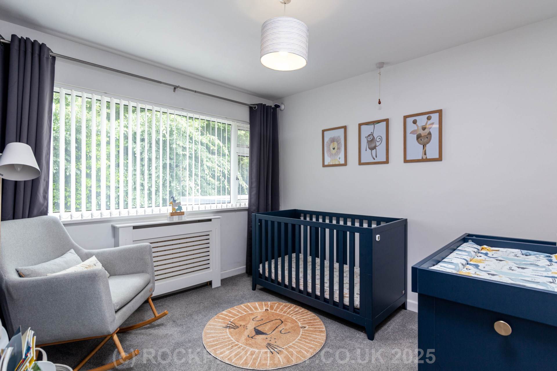 3 DOUBLE BEDS + SEA VIEWS, Palace Close, St Saviour, Image 15