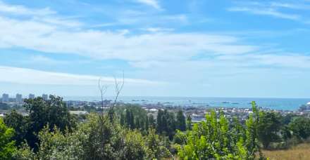 3 DOUBLE BEDS + SEA VIEWS, Palace Close, St Saviour, Image 1
