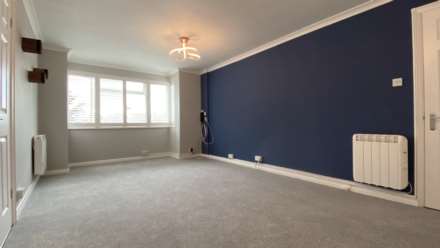 IMMACULATE 1 BED FLAT TO RENT, Havre Des Pas, St Helier, Image 6