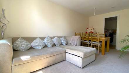 MODERN 1 BED APARTMENT, Town Outskirts, St Helier, Image 2