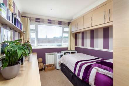 3 DOUBLE BEDS WITH SEA VIEWS, Palace Close, St Saviour, Image 17