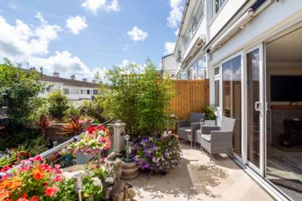 3 DOUBLE BEDS WITH SEA VIEWS, Palace Close, St Saviour, Image 4