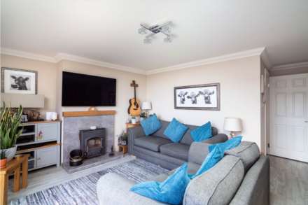 3 DOUBLE BEDS WITH SEA VIEWS, Palace Close, St Saviour, Image 9