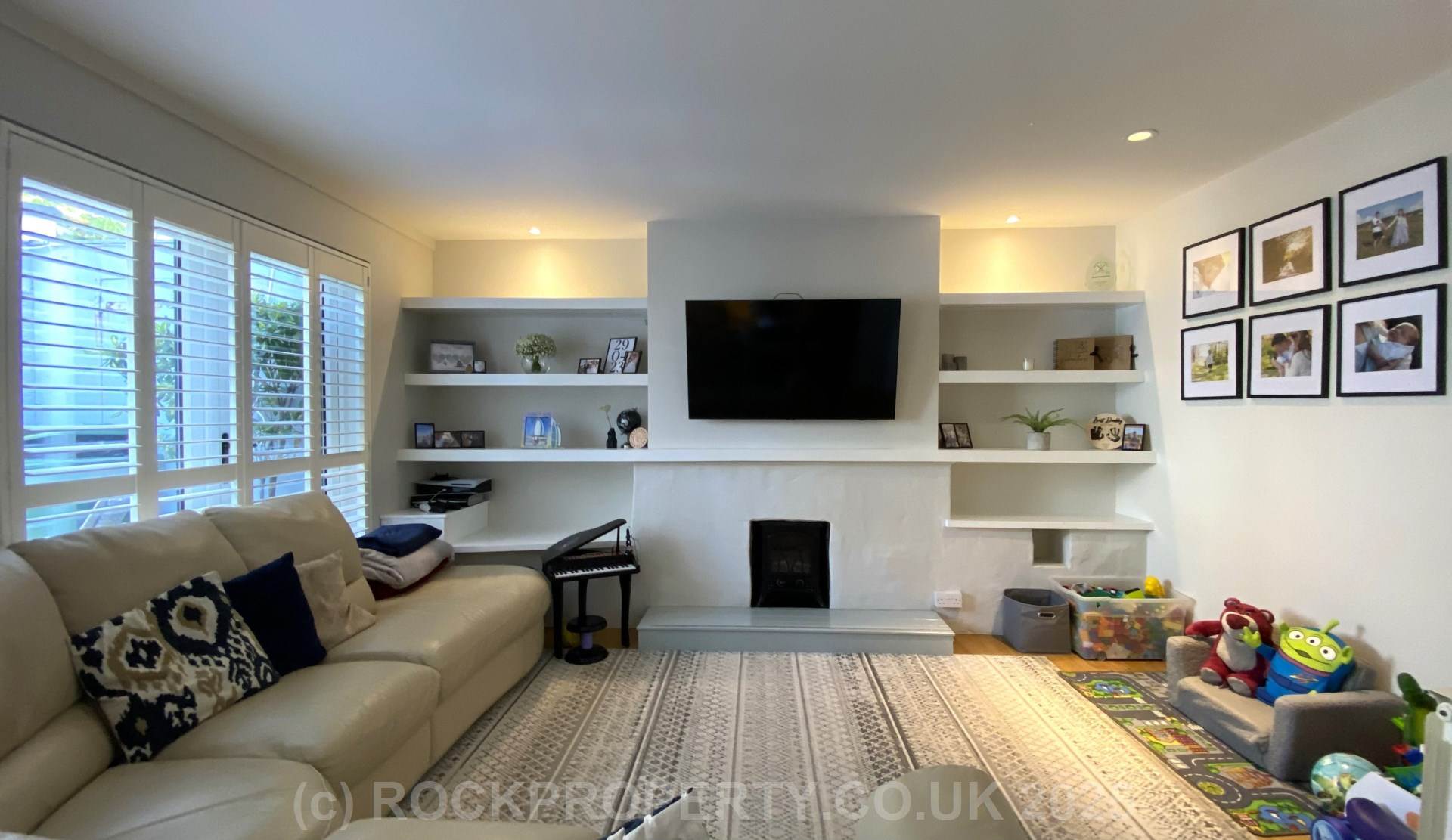 QUAINT 2 BED COTTAGE + GARDEN & TERRACE, Winchester Street, St Helier, Image 1