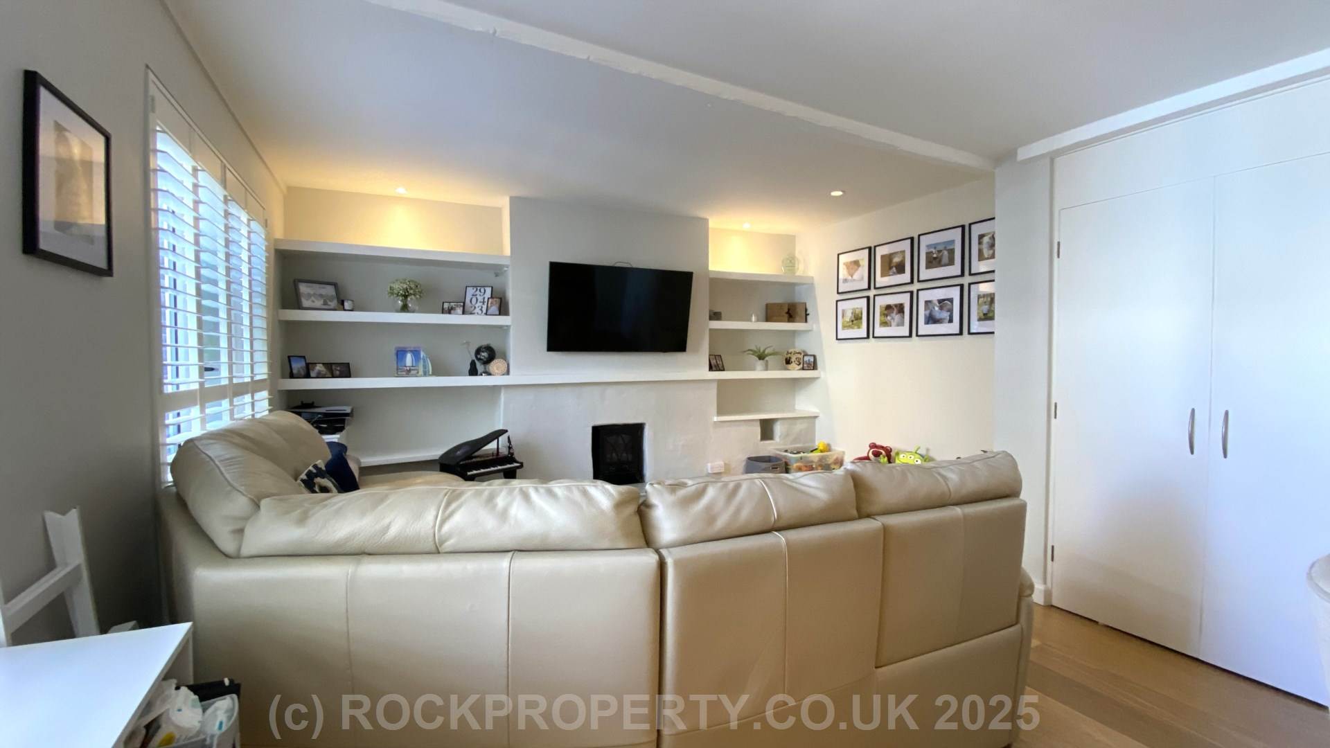 QUAINT 2 BED COTTAGE + GARDEN & TERRACE, Winchester Street, St Helier, Image 11