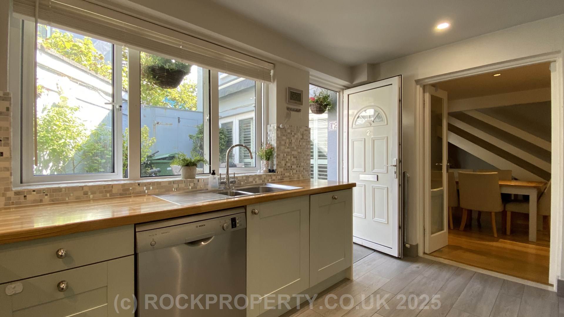 QUAINT 2 BED COTTAGE + GARDEN & TERRACE, Winchester Street, St Helier, Image 4